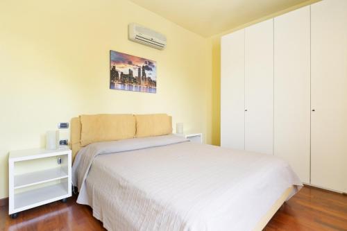 Gavinana Apartment by Mmega