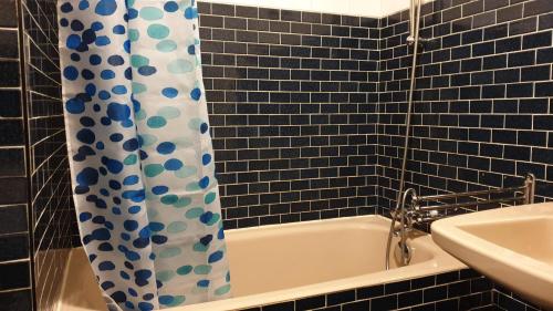 Le Cheval Bleu tesisinde bir banyo