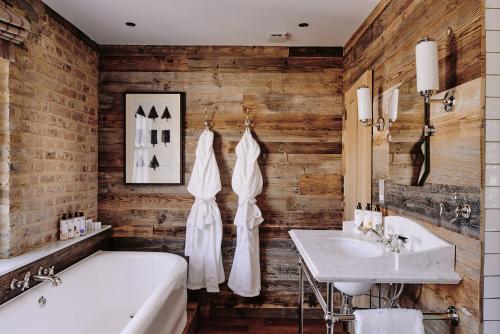 Artist Residence London Image