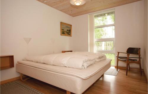 Postel nebo postele na pokoji v ubytování Gorgeous Home In Vig With Wifi
