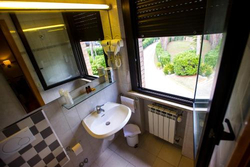 Koupelna v ubytování Hotel Ai Tufi