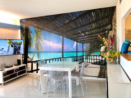 Photo de la galerie de l'établissement BARCARESA-Appartement belle vue mer piscine tennis mini golf wifi, au Barcarès