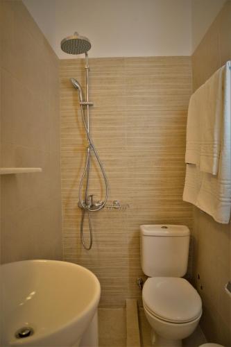 Gallery image of Dioni lux inn in Pachaina