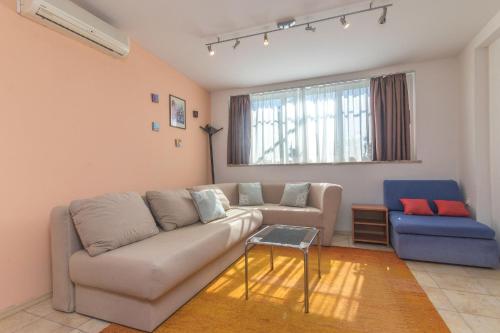 Apartment Maja