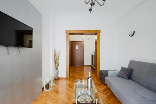 Athenaeum Acropolis Residence 1min to Museum