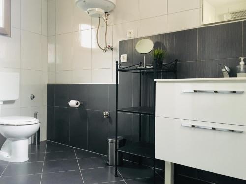 Nicely decorated apartment Silver
