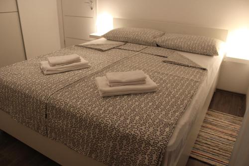 Nicely decorated apartment Silver