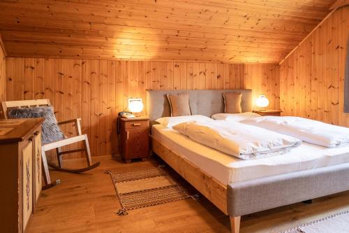 A bed or beds in a room at Villa Alba