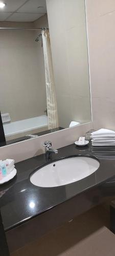 Un baño de Hotel Royal