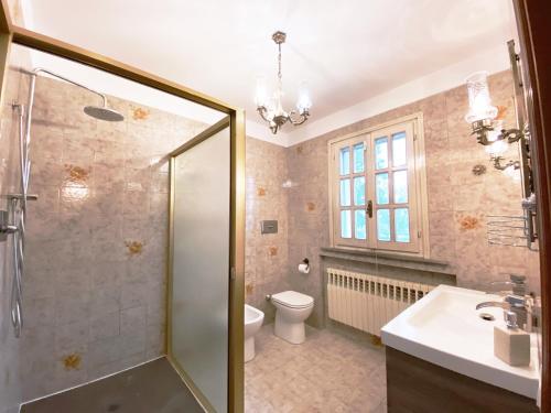 Ένα μπάνιο στο VILLA MOLINELLA