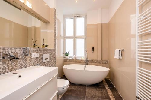 Bilik mandi di Arabel Design Apartments