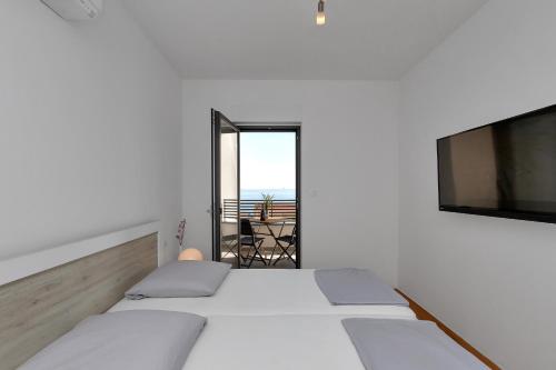 Luxury apartment Macola Free beach parking