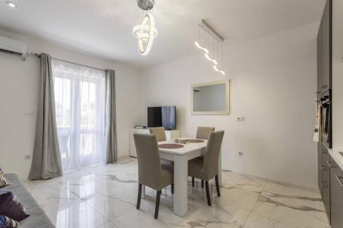 Galeriebild der Unterkunft Royal Gold Apartment in Vodice