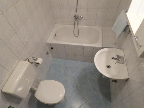 Koupelna v ubytování Apartment Robo