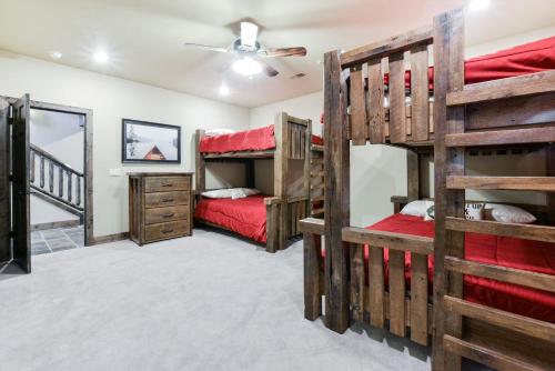 WaterMill 11 Bedroom Villa – Photos 3