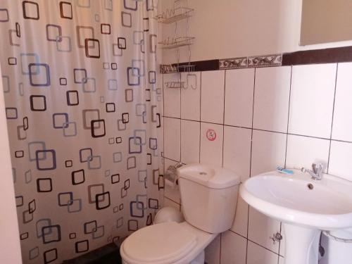 Koupelna v ubytování Mango Hostel B&B