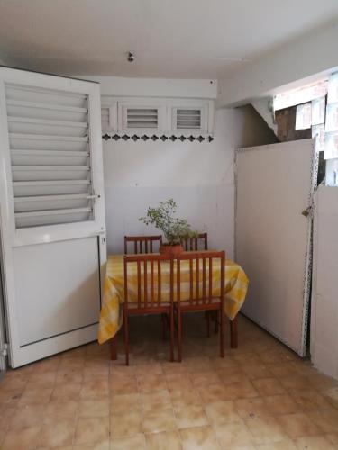 Maison Saint AREME