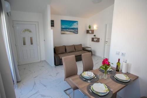 Apartments Sun Dance with heated Pool