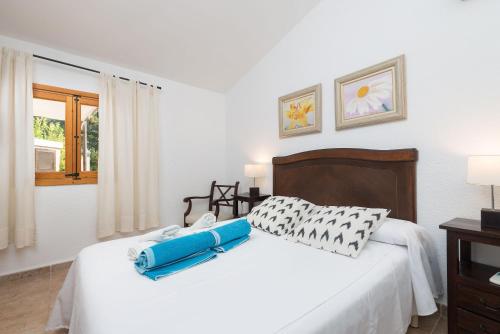 A bed or beds in a room at Finca Coster
