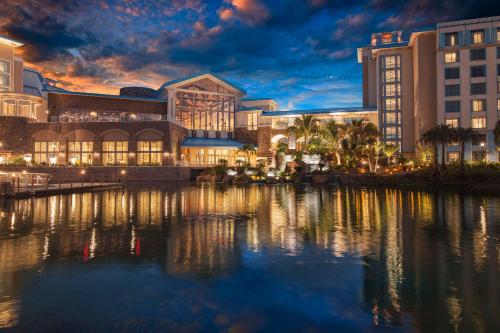Universal's Loews Sapphire Falls Resort photo 30