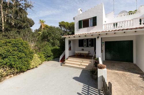 Imagen de la galería de Apartamento cerca de Cala Mitjana, en Cala Galdana