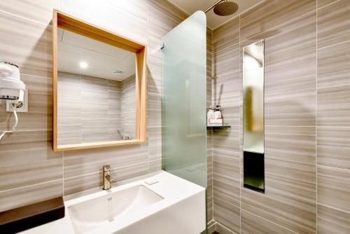 Ένα μπάνιο στο Blanc Business Hotel