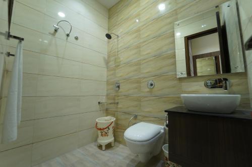 Koupelna v ubytování hotel s.s royal