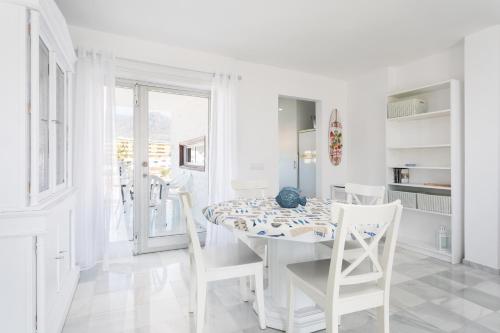 Foto Home2Book Stunning Sea Views Adeje, Wifi & Pool 5