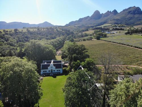 Gallery image of Navarre Farm Cottages in Stellenbosch