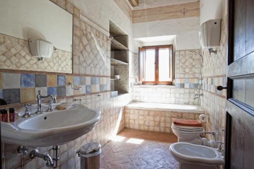 A bathroom at Villa Ruffignano