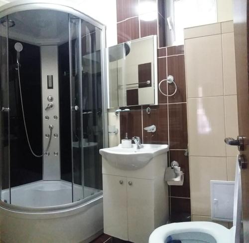 Ванна кімната в Casa Katalina 2