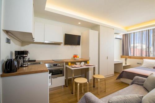 Modern Chic Studio - Chania City Center - Parking