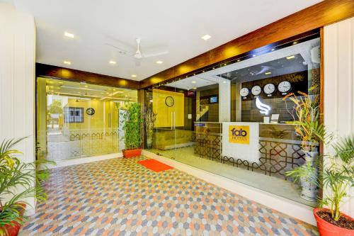 Gallery image of FabHotel Sky Bay in Chennai