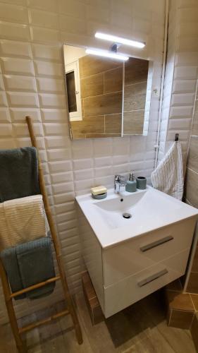 Appartement cosy balcon vue dégagée au cœur de Marseille - Joliette
