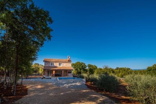 Villa Mari-with pool – Photos 3