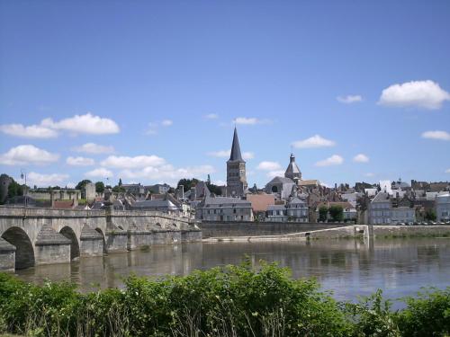 Afbeelding uit fotogalerij van Maison de la Loire in La Charité-sur-Loire