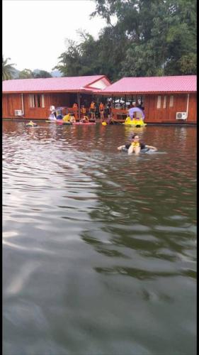 Gambar di galeri bagi Pae Maldive Erawan di Chongsadao