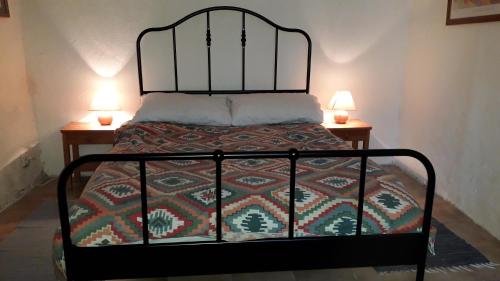 Een bed of bedden in een kamer bij Noizeret