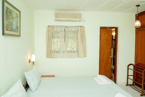Una cama o camas en una habitación de Villa Shade