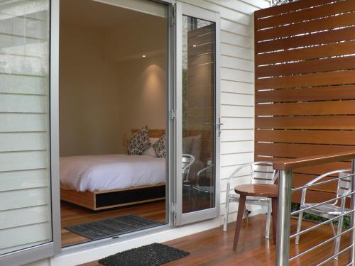 Imagen de la galería de the boatshed waterfront b&b, en Port Fairy