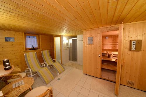 Spa and/or other wellness facilities at Gästehaus Rettenbacher