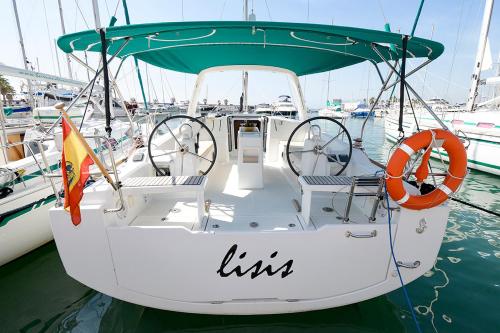 Oceanis 38