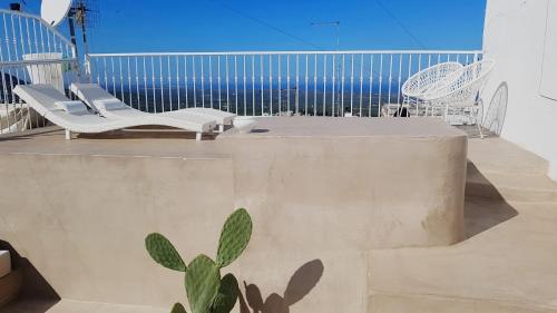 Balcone o terrazza di IL Fico Luxury Home Ostuni