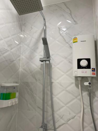 Orasa hotelにあるバスルーム