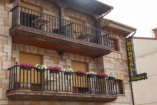 Balkón alebo terasa v ubytovaní Hostal Vinuesa