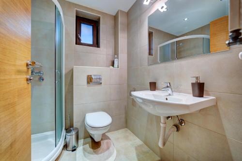 Et badeværelse på Apartment Dara