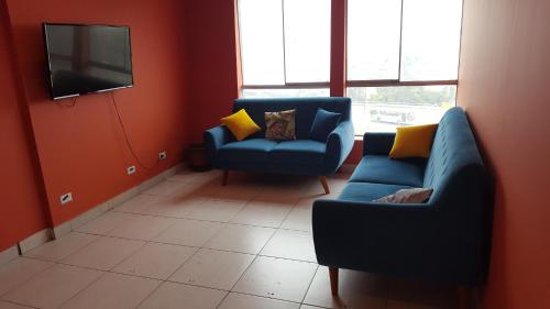 Gallery image of Habitacion en departamento de Surco in Lima