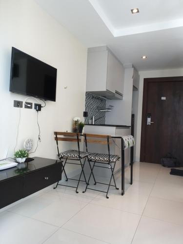 Kuchyň nebo kuchyňský kout v ubytování Serenity Condo Wongamat by Patsamon