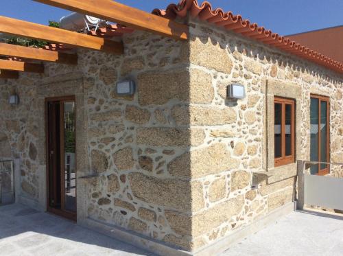 Το κτήριο όπου στεγάζεται  το κατάλυμα σε φάρμα