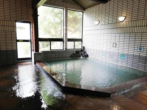 Bazén v ubytování Hataya Onsen Sasa no yu nebo v jeho okolí